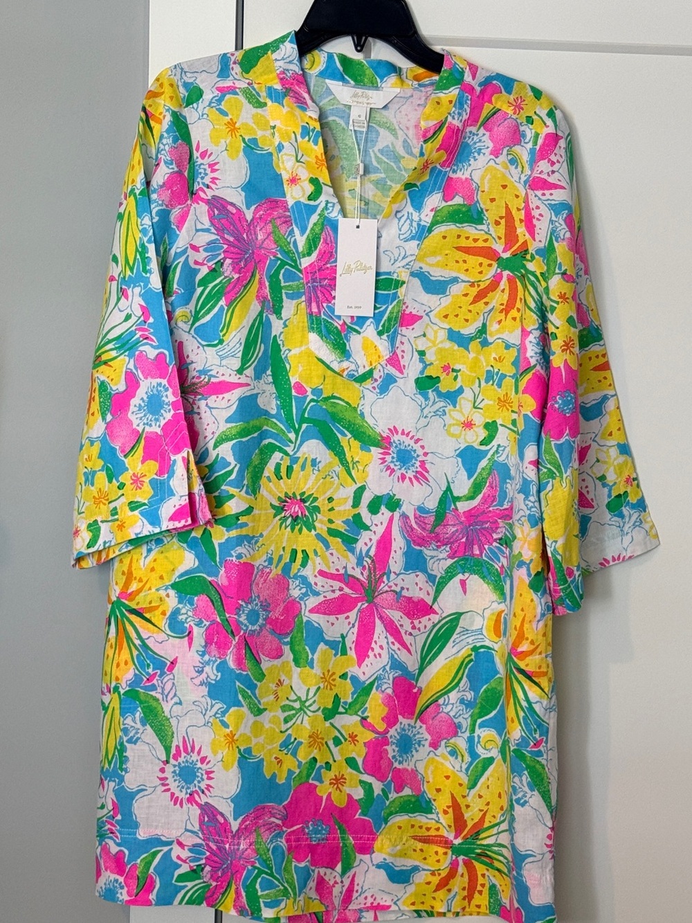 Lilly Pulitzer Lovely Lilly - NWT - Picture 5 of 9
